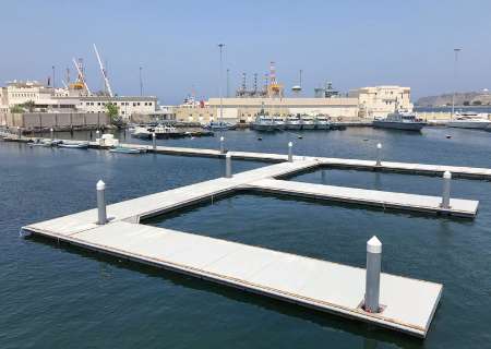 oman-floating-concrete-marina-pontoon-dock